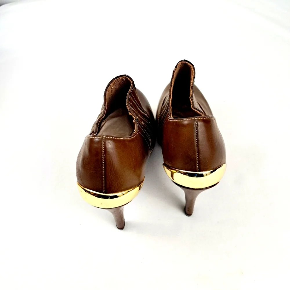 Mark Women's Brown Stiletto Platform Pumps With Gold accent  Sz 7